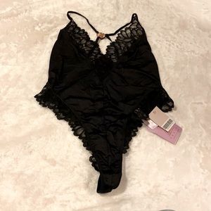 NWT Savage X Fenty Savage Not Sorry Lace Teddy